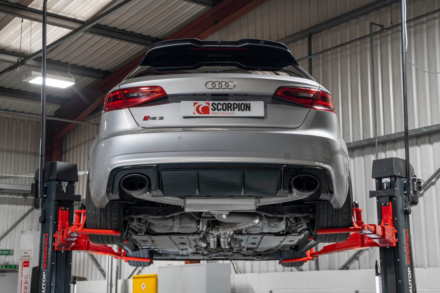 Scorpion Audi RS3 8V Pre-Facelift (SAUS107CF) – billede 3