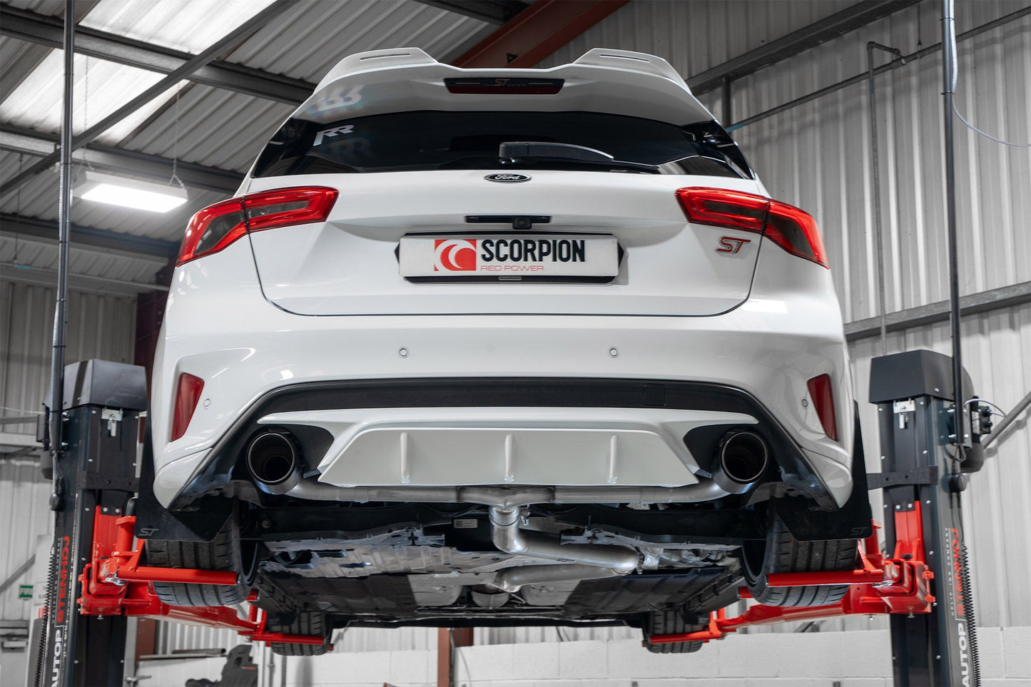 Scorpion Ford Focus ST Mk4 (SFDS095CF) – billede 3