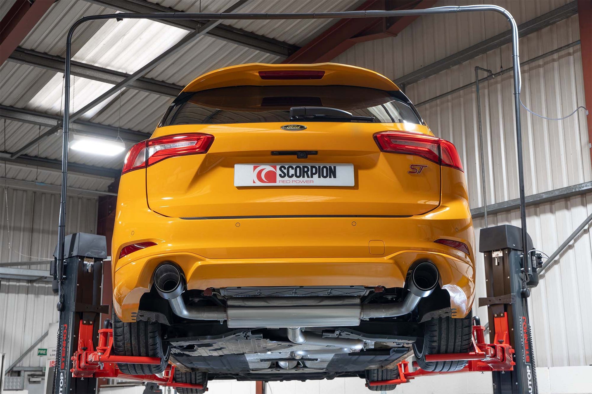 Scorpion Ford Focus ST Mk4 Estate (SFDS096CF) – billede 3